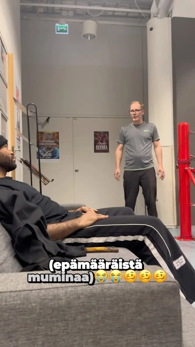 Coaches dont play😂 joko sä sparraat, tai itket ja sparraat🥊🥴 #nyrkkeily #strikehki #boxing #urheilu